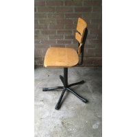 Barkruk of schoolstoel van Tranås Skolmöbler 